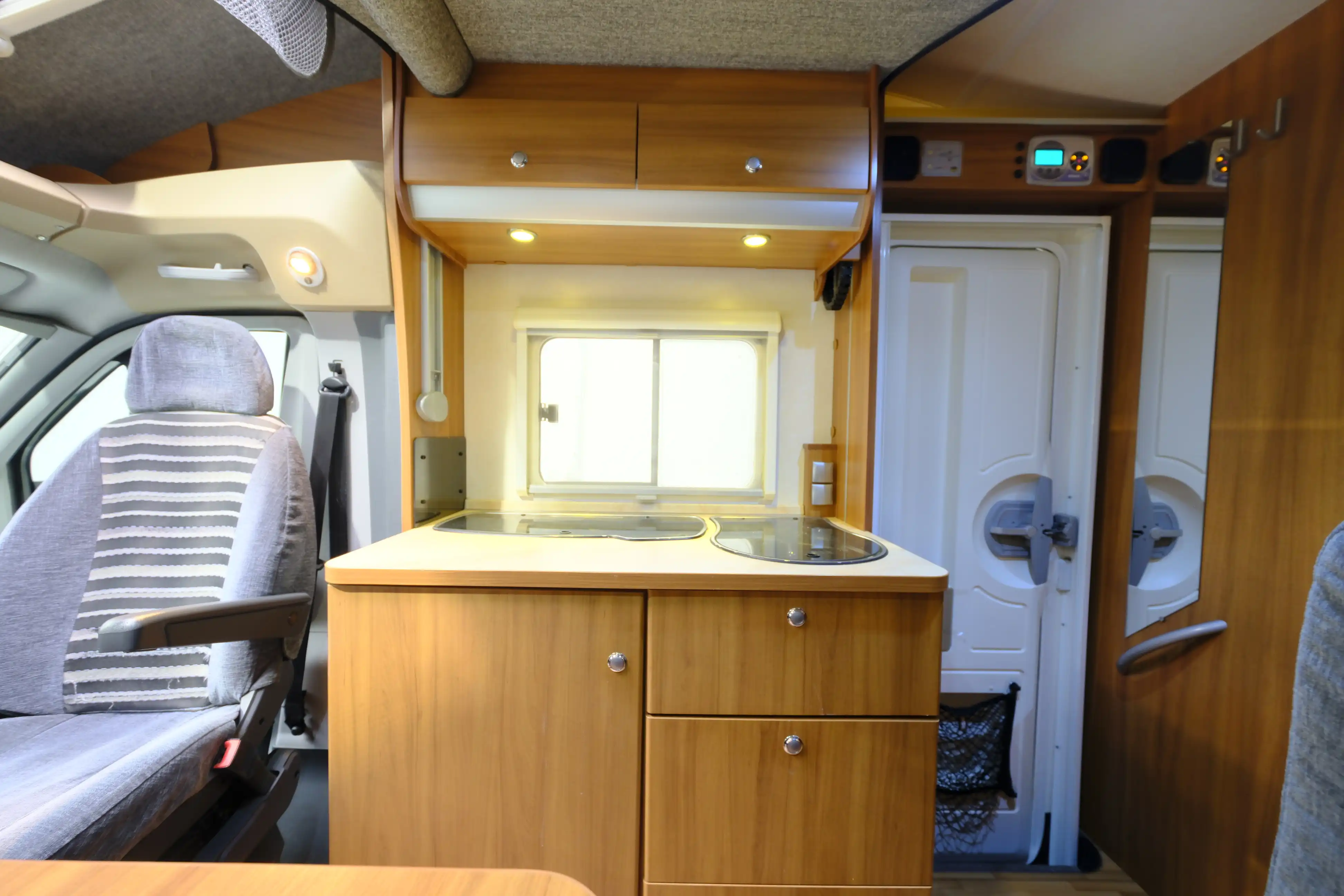 KNAUS Sky Wave 650 MG - Ansicht 12